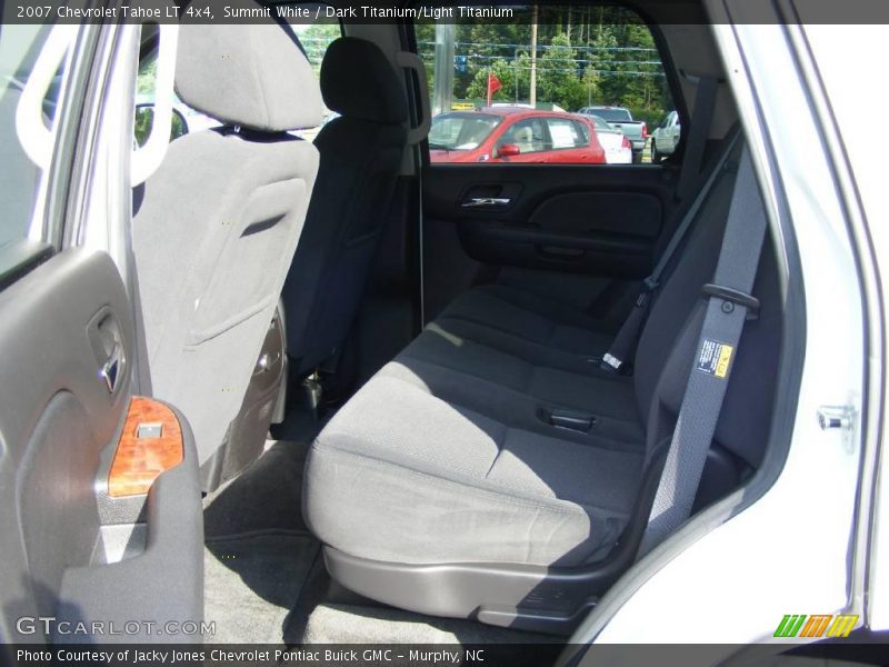 Summit White / Dark Titanium/Light Titanium 2007 Chevrolet Tahoe LT 4x4