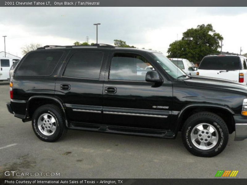 Onyx Black / Tan/Neutral 2001 Chevrolet Tahoe LT