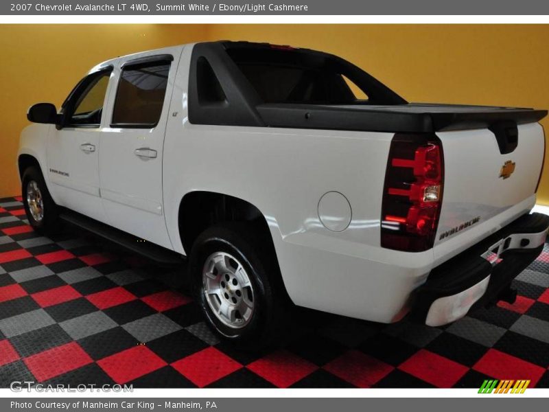 Summit White / Ebony/Light Cashmere 2007 Chevrolet Avalanche LT 4WD