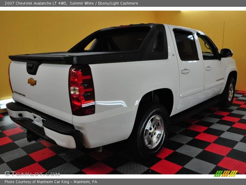 Summit White / Ebony/Light Cashmere 2007 Chevrolet Avalanche LT 4WD