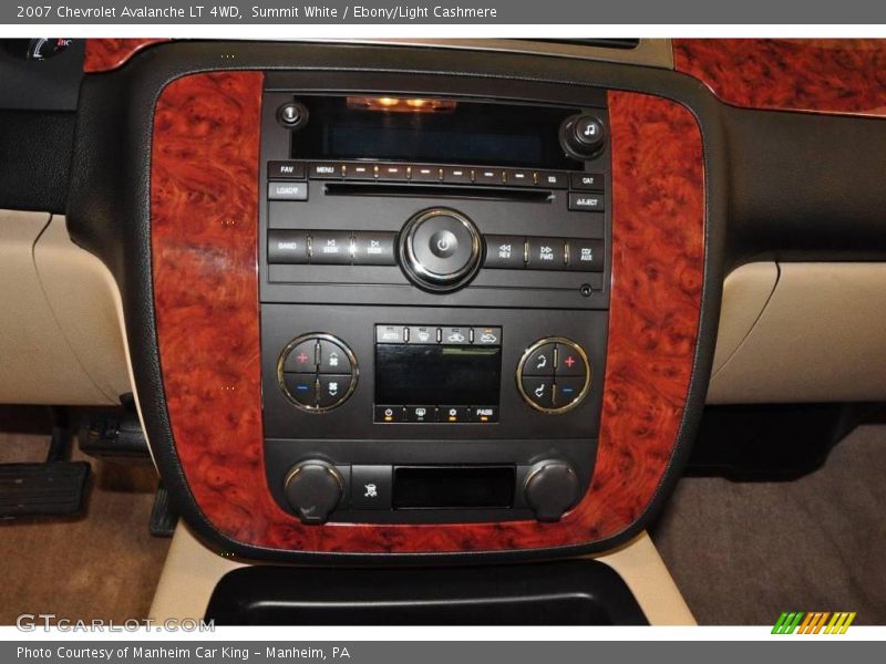 Summit White / Ebony/Light Cashmere 2007 Chevrolet Avalanche LT 4WD