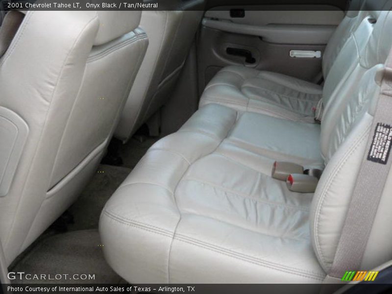 Onyx Black / Tan/Neutral 2001 Chevrolet Tahoe LT