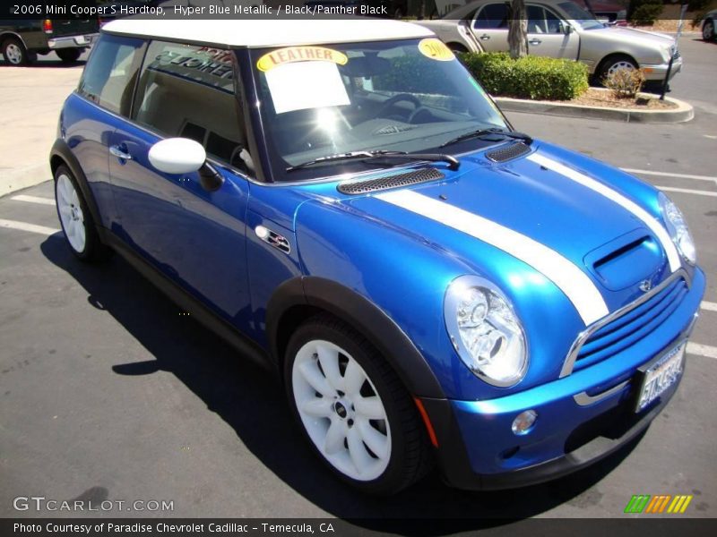 Hyper Blue Metallic / Black/Panther Black 2006 Mini Cooper S Hardtop