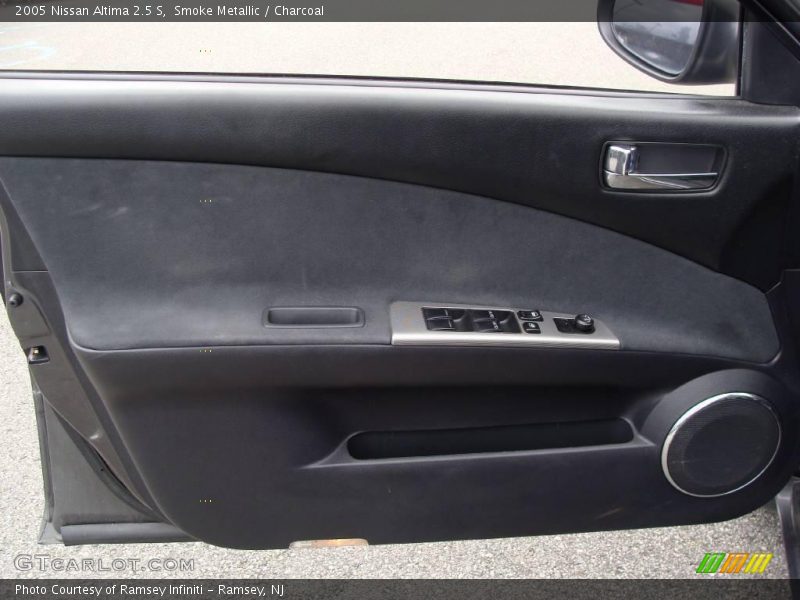 Smoke Metallic / Charcoal 2005 Nissan Altima 2.5 S