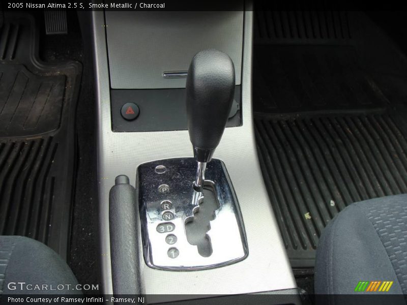 Smoke Metallic / Charcoal 2005 Nissan Altima 2.5 S