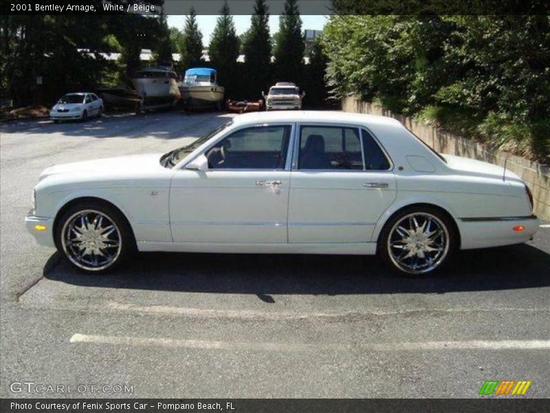 White / Beige 2001 Bentley Arnage
