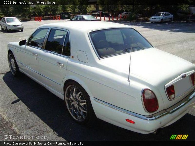 White / Beige 2001 Bentley Arnage