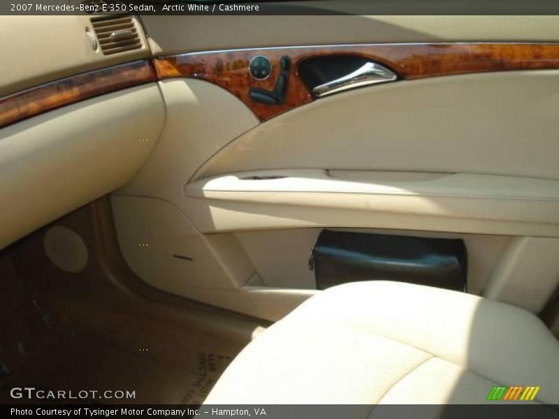 Arctic White / Cashmere 2007 Mercedes-Benz E 350 Sedan