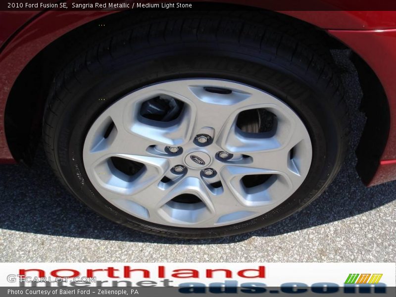 Sangria Red Metallic / Medium Light Stone 2010 Ford Fusion SE