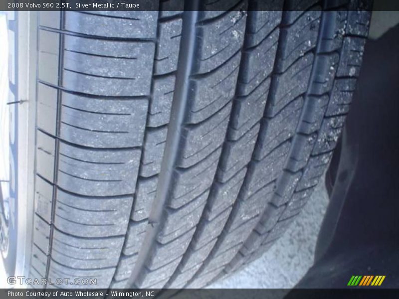 Silver Metallic / Taupe 2008 Volvo S60 2.5T