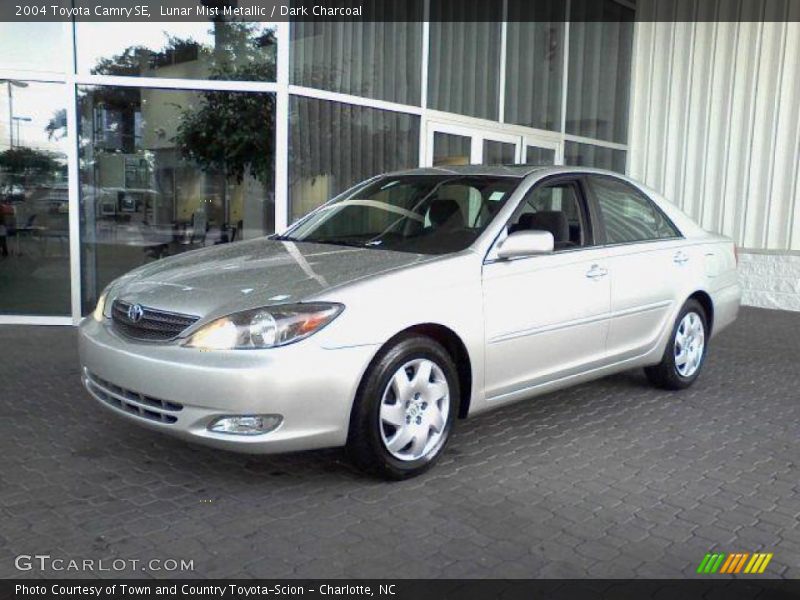 Lunar Mist Metallic / Dark Charcoal 2004 Toyota Camry SE