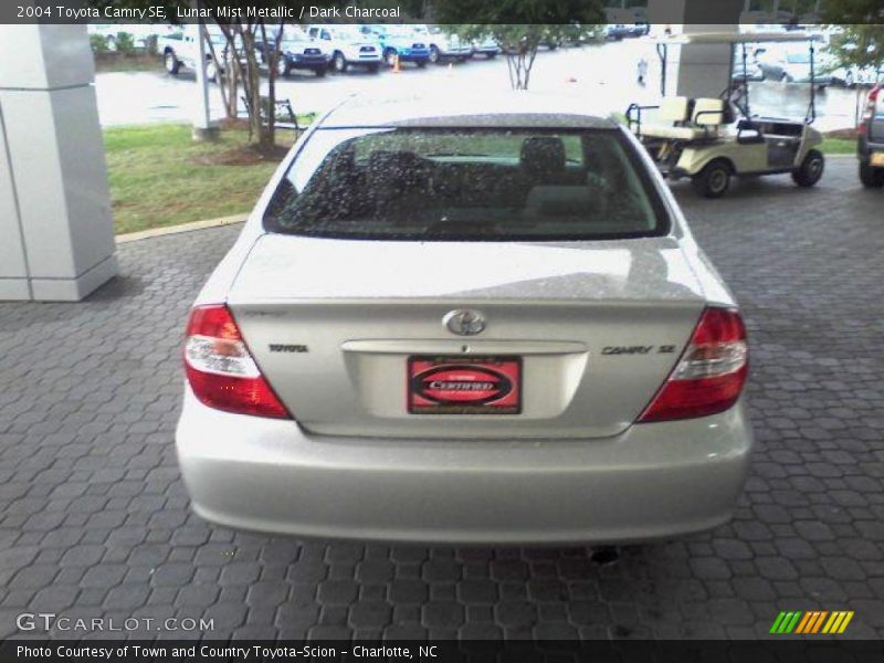 Lunar Mist Metallic / Dark Charcoal 2004 Toyota Camry SE