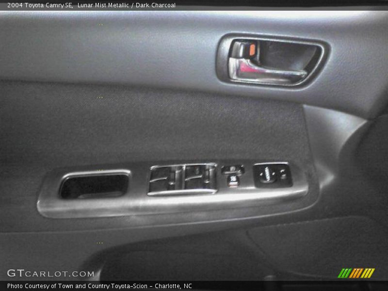 Lunar Mist Metallic / Dark Charcoal 2004 Toyota Camry SE