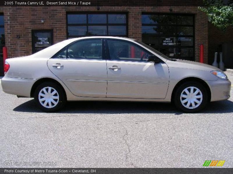 Desert Sand Mica / Taupe 2005 Toyota Camry LE