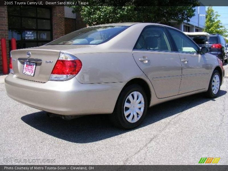 Desert Sand Mica / Taupe 2005 Toyota Camry LE