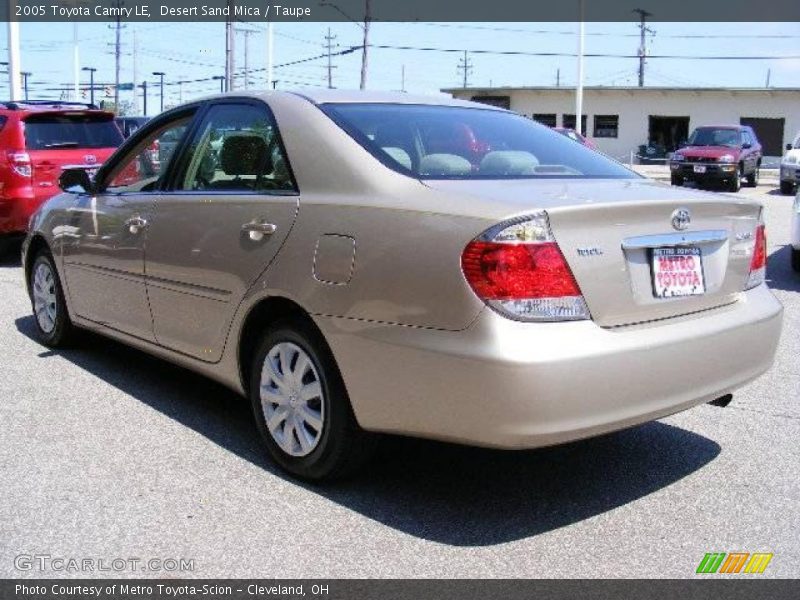 Desert Sand Mica / Taupe 2005 Toyota Camry LE