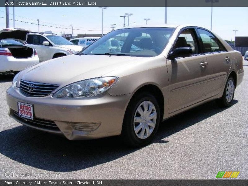 Desert Sand Mica / Taupe 2005 Toyota Camry LE