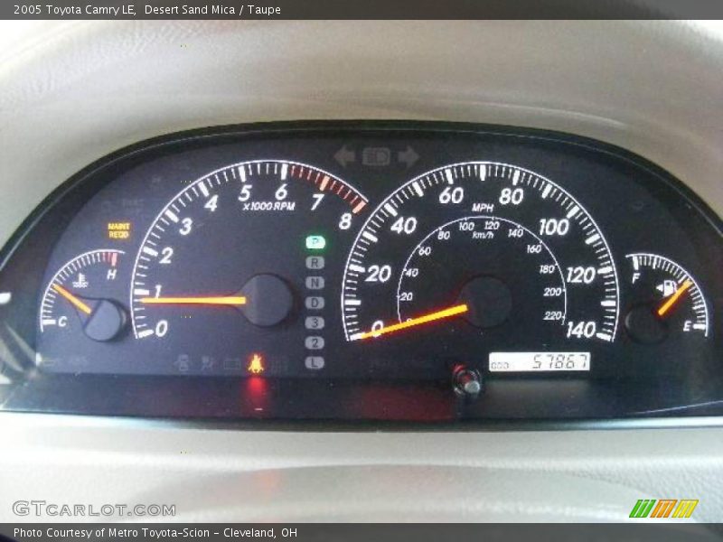 Desert Sand Mica / Taupe 2005 Toyota Camry LE
