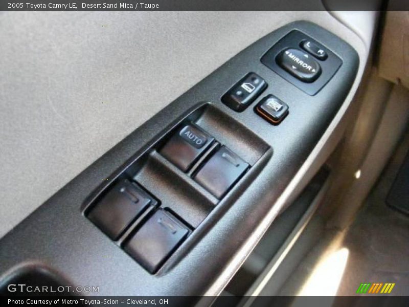 Desert Sand Mica / Taupe 2005 Toyota Camry LE