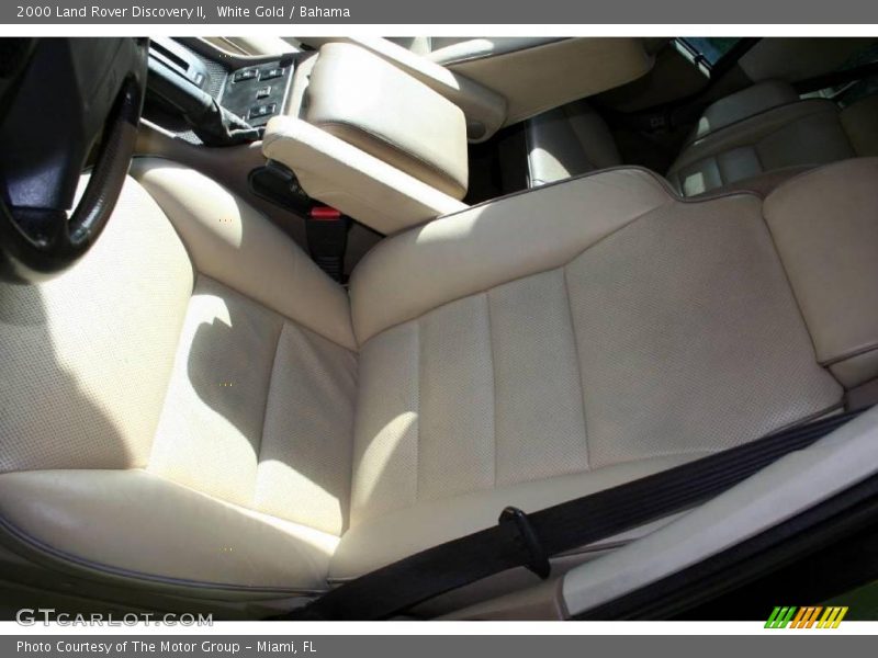 White Gold / Bahama 2000 Land Rover Discovery II