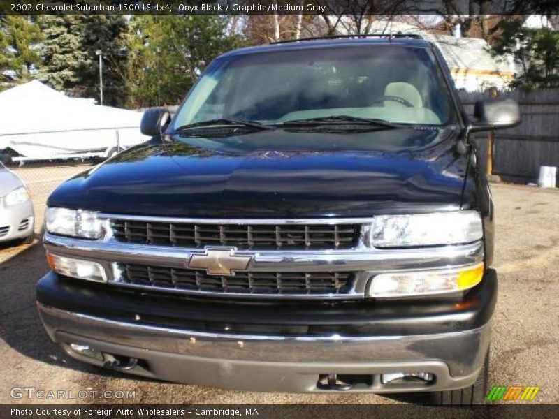 Onyx Black / Graphite/Medium Gray 2002 Chevrolet Suburban 1500 LS 4x4