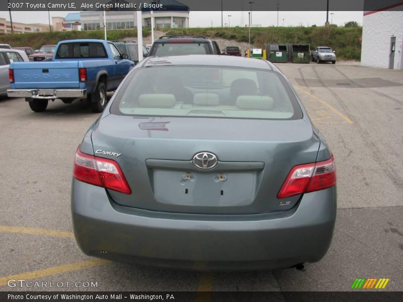 Aloe Green Metallic / Bisque 2007 Toyota Camry LE