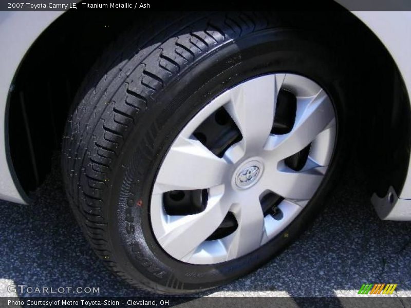 Titanium Metallic / Ash 2007 Toyota Camry LE