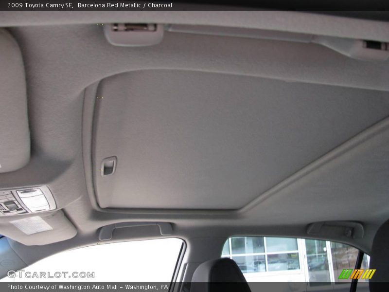 Barcelona Red Metallic / Charcoal 2009 Toyota Camry SE