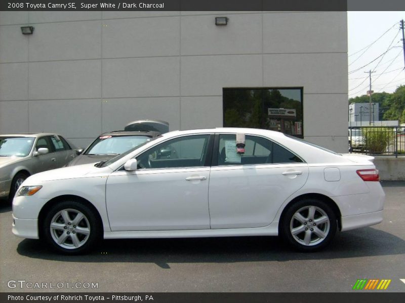 Super White / Dark Charcoal 2008 Toyota Camry SE