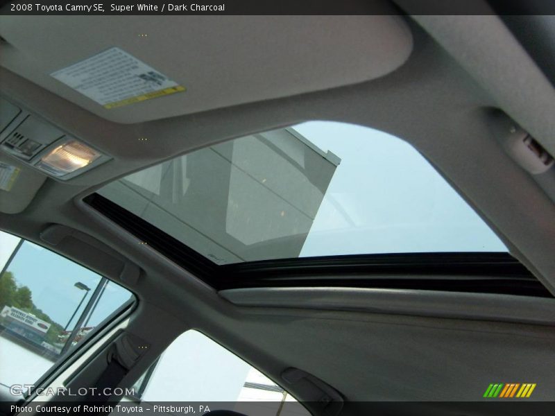 Super White / Dark Charcoal 2008 Toyota Camry SE