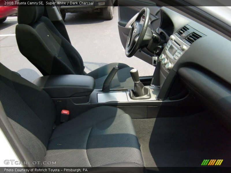 Super White / Dark Charcoal 2008 Toyota Camry SE