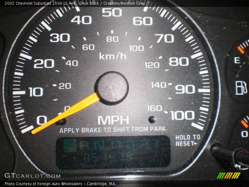 Onyx Black / Graphite/Medium Gray 2002 Chevrolet Suburban 1500 LS 4x4