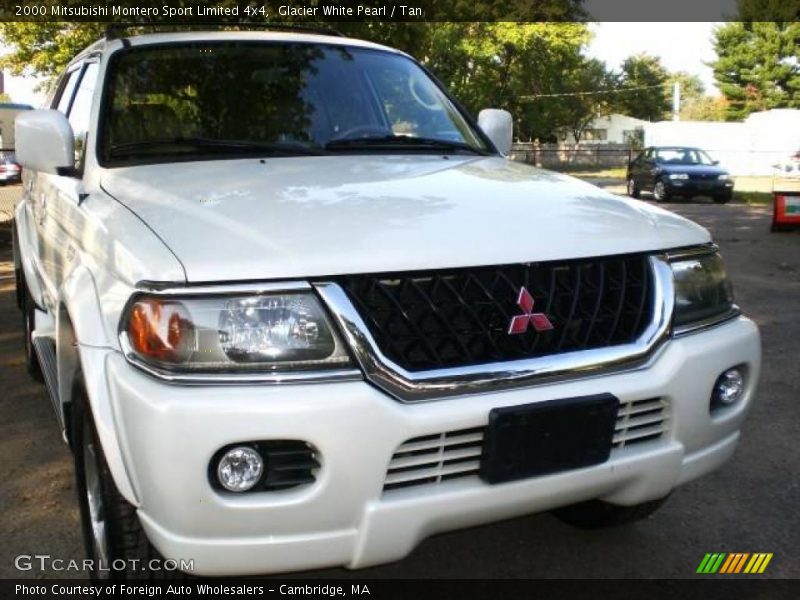 Glacier White Pearl / Tan 2000 Mitsubishi Montero Sport Limited 4x4