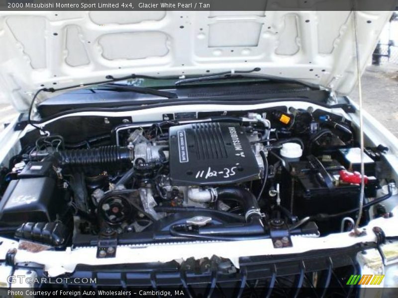 Glacier White Pearl / Tan 2000 Mitsubishi Montero Sport Limited 4x4