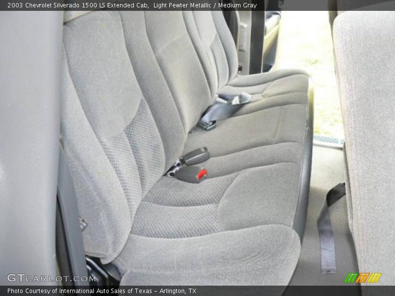 Light Pewter Metallic / Medium Gray 2003 Chevrolet Silverado 1500 LS Extended Cab