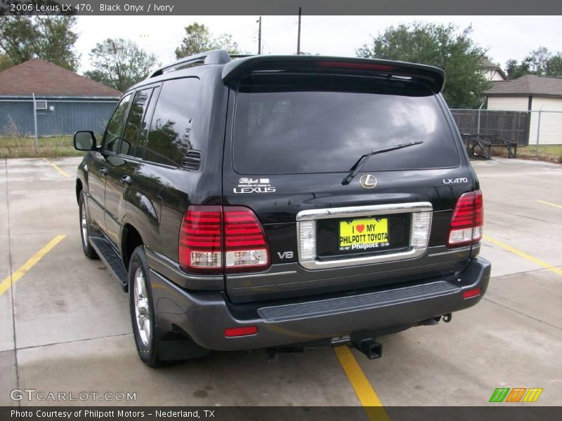 Black Onyx / Ivory 2006 Lexus LX 470