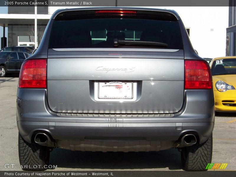 Titanium Metallic / Black 2005 Porsche Cayenne S