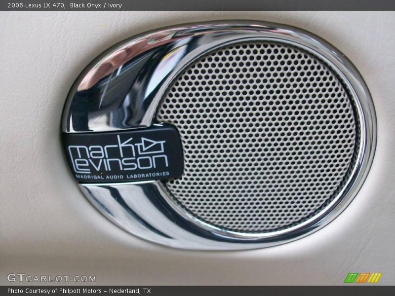 Black Onyx / Ivory 2006 Lexus LX 470