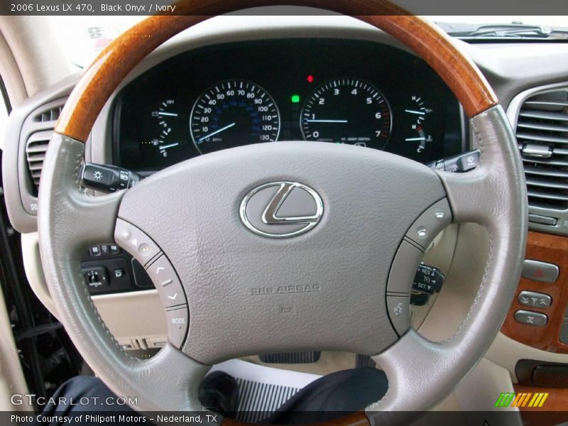 Black Onyx / Ivory 2006 Lexus LX 470