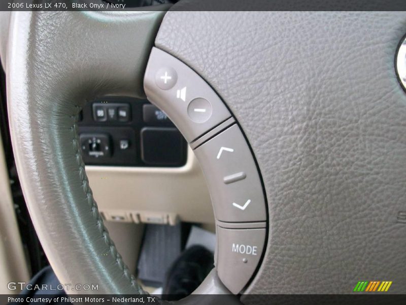Black Onyx / Ivory 2006 Lexus LX 470