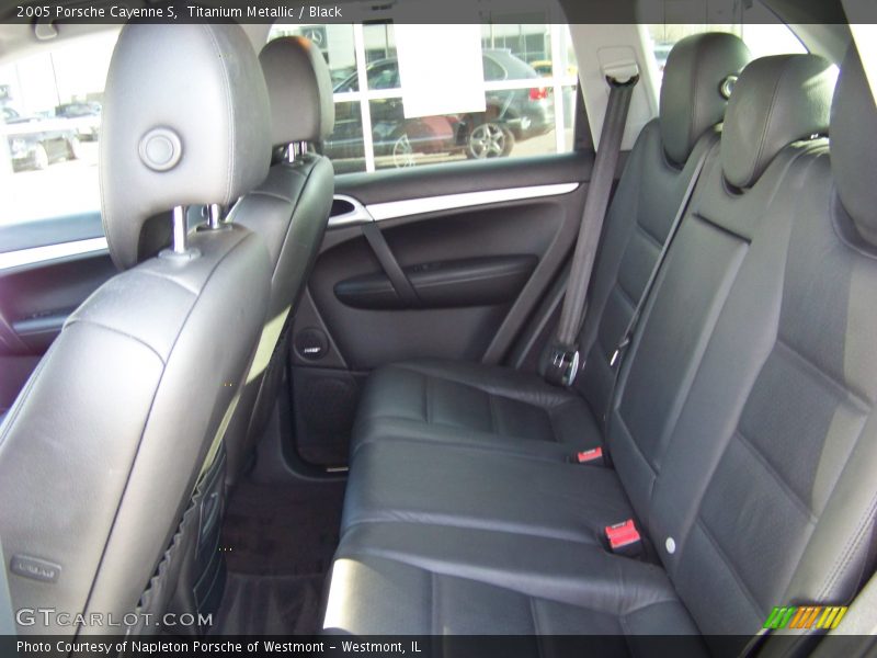 Titanium Metallic / Black 2005 Porsche Cayenne S