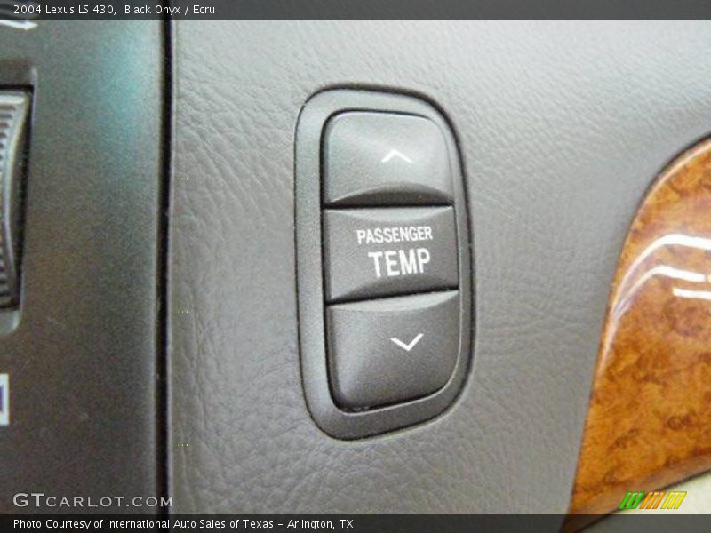 Black Onyx / Ecru 2004 Lexus LS 430