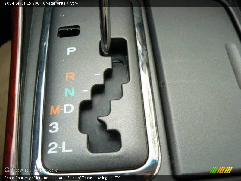 Crystal White / Ivory 2004 Lexus GS 300