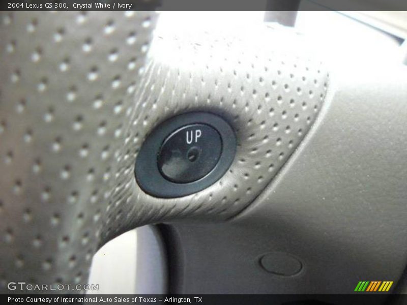 Crystal White / Ivory 2004 Lexus GS 300
