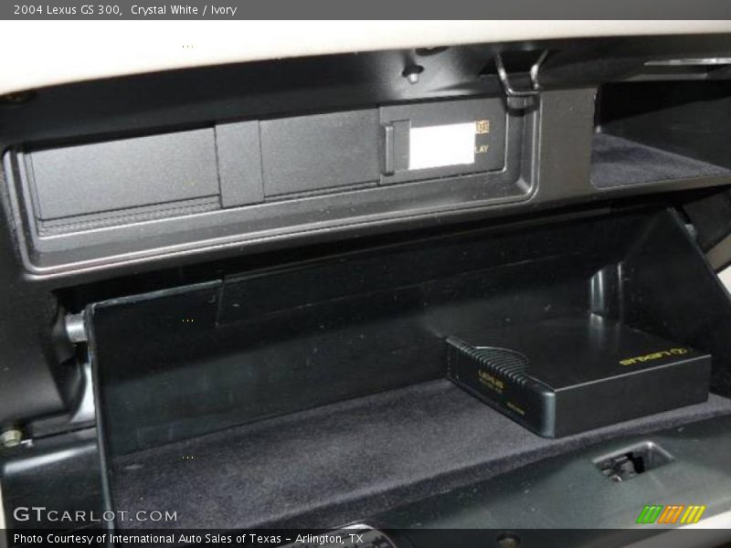Crystal White / Ivory 2004 Lexus GS 300