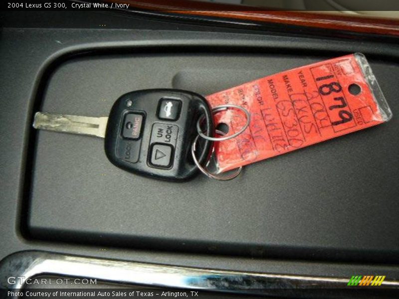 Crystal White / Ivory 2004 Lexus GS 300
