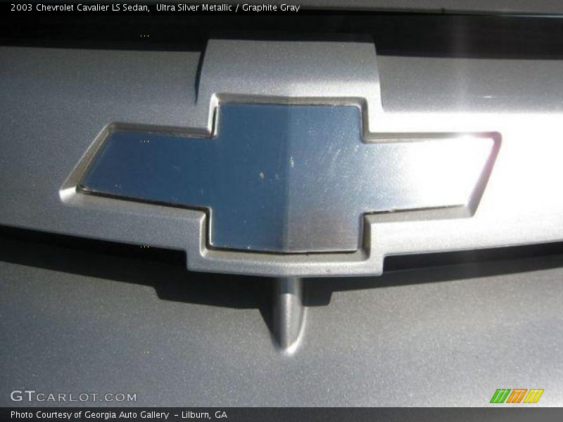 Ultra Silver Metallic / Graphite Gray 2003 Chevrolet Cavalier LS Sedan
