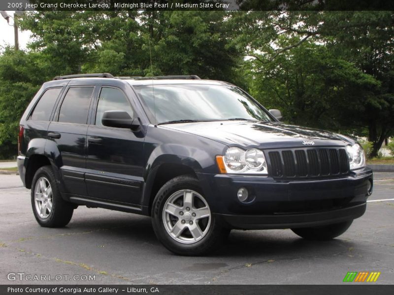 Midnight Blue Pearl / Medium Slate Gray 2005 Jeep Grand Cherokee Laredo