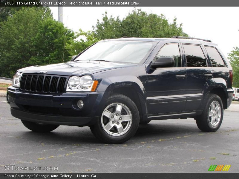 Midnight Blue Pearl / Medium Slate Gray 2005 Jeep Grand Cherokee Laredo