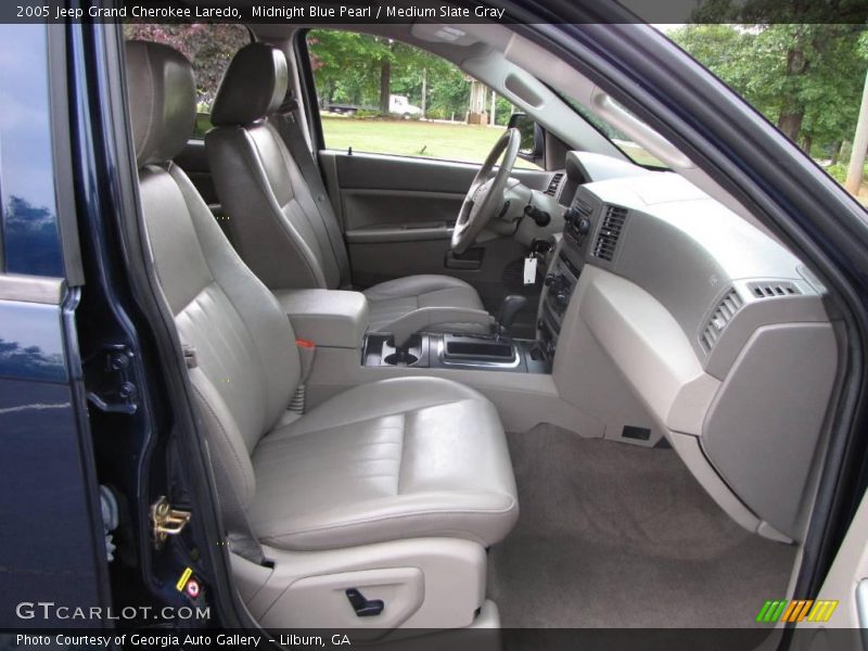 Midnight Blue Pearl / Medium Slate Gray 2005 Jeep Grand Cherokee Laredo